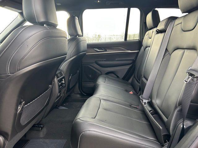 new 2025 Jeep Grand Cherokee car, priced at $47,186