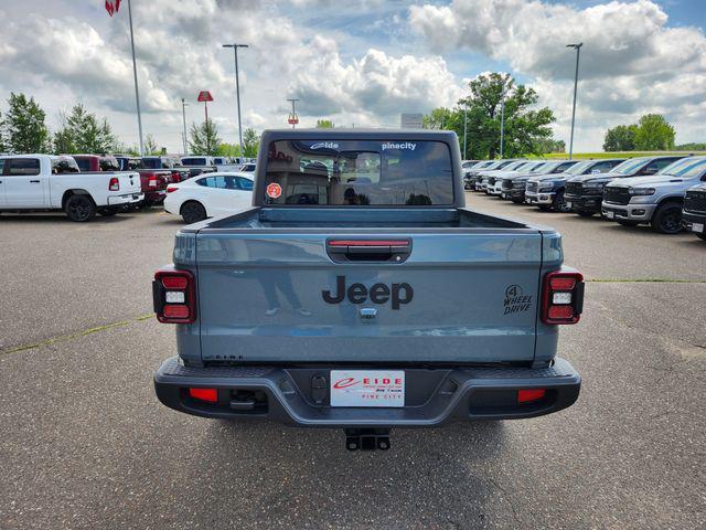 new 2025 Jeep Gladiator car, priced at $46,935