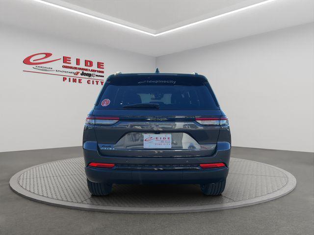 new 2025 Jeep Grand Cherokee car, priced at $42,370