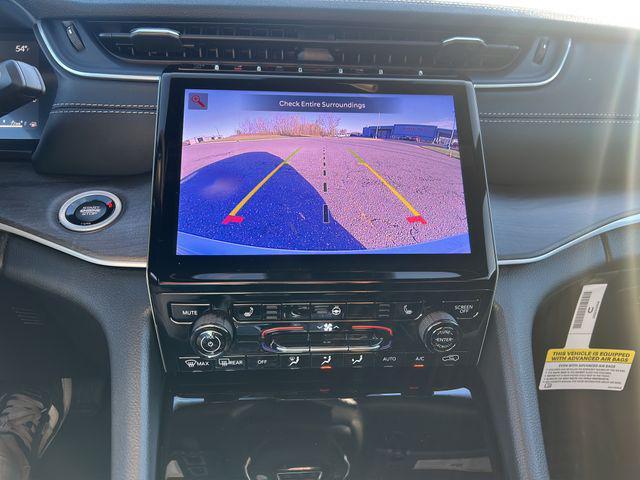 new 2025 Jeep Grand Cherokee car, priced at $46,116