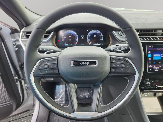 new 2025 Jeep Grand Cherokee L car, priced at $40,000