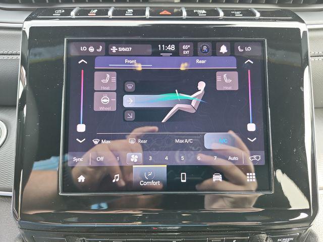 new 2025 Jeep Grand Cherokee L car, priced at $40,000