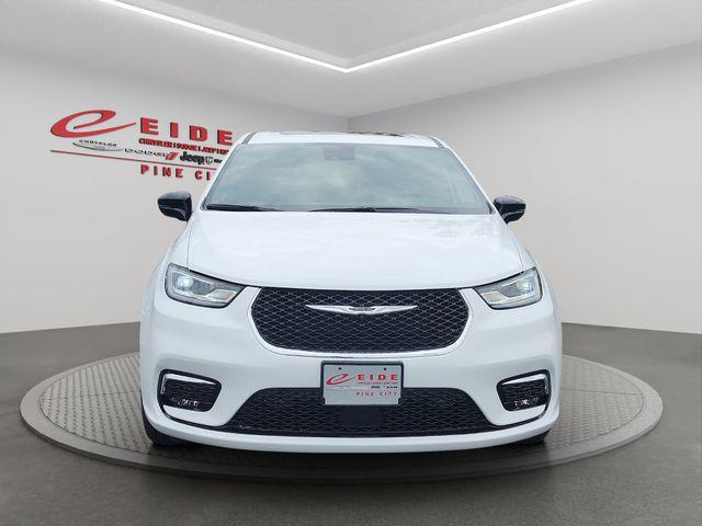 new 2026 Chrysler Pacifica car, priced at $48,035