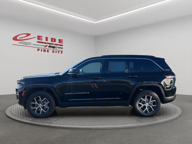 new 2025 Jeep Grand Cherokee car, priced at $44,806