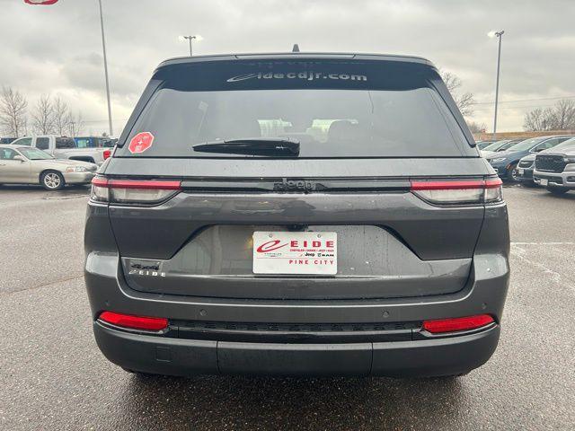 new 2025 Jeep Grand Cherokee car, priced at $42,796