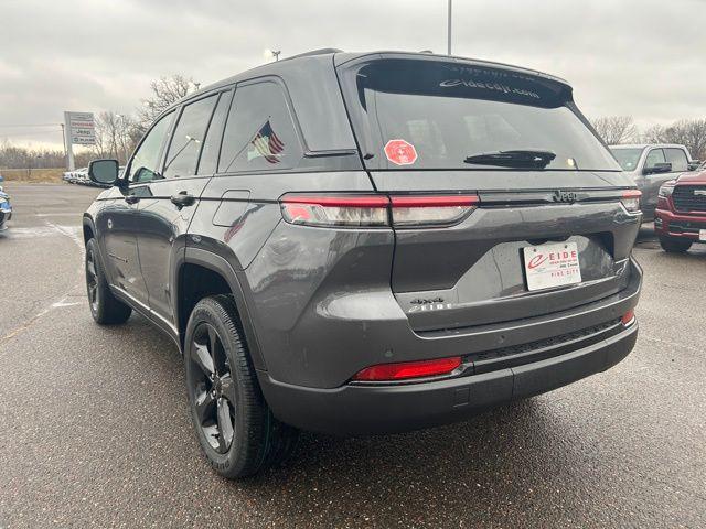 new 2025 Jeep Grand Cherokee car, priced at $42,796