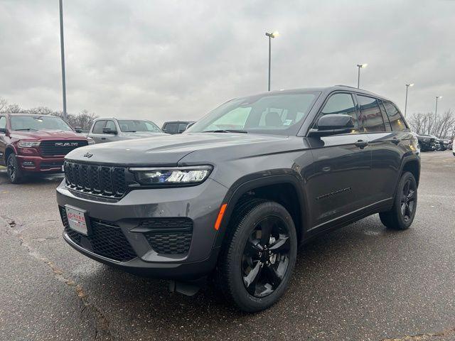 new 2025 Jeep Grand Cherokee car, priced at $42,796