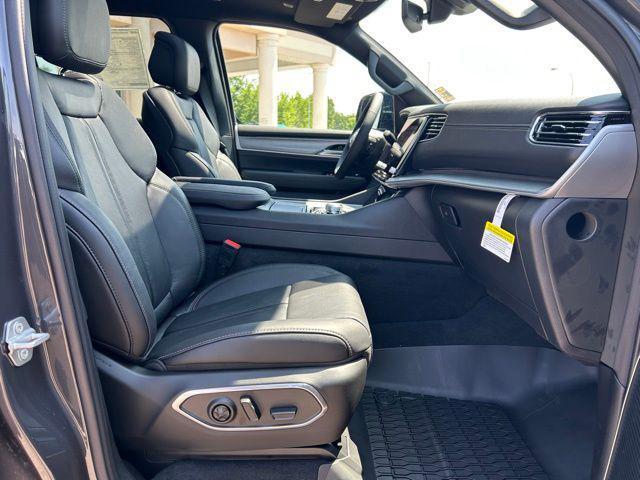 new 2025 Jeep Wagoneer car, priced at $67,870