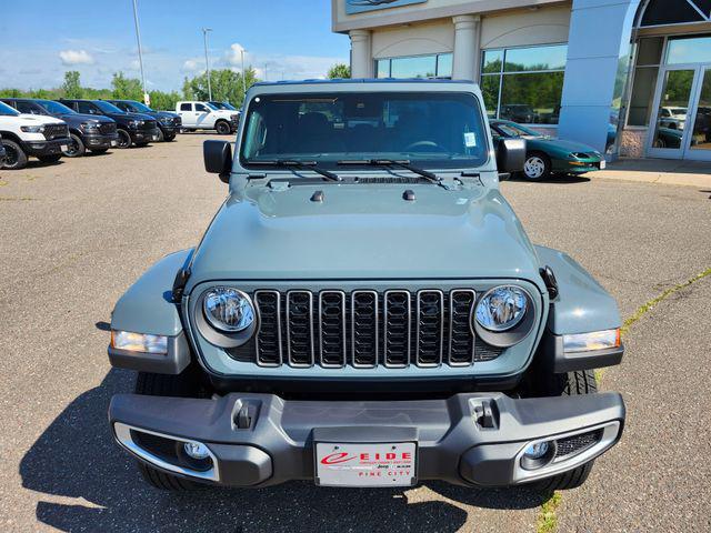 new 2025 Jeep Gladiator car, priced at $44,787