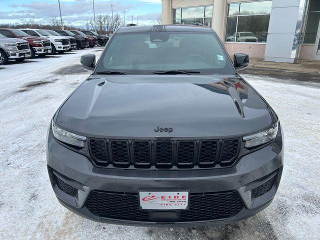 new 2025 Jeep Grand Cherokee car, priced at $40,731