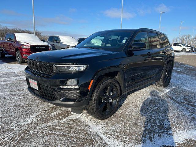 new 2024 Jeep Grand Cherokee car, priced at $43,530