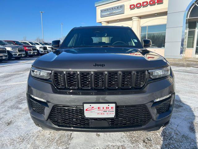 new 2025 Jeep Grand Cherokee car, priced at $43,020