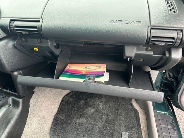 used 1995 Chevrolet Camaro car, priced at $7,500