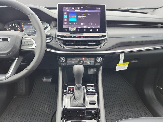 new 2025 Jeep Compass car, priced at $33,082