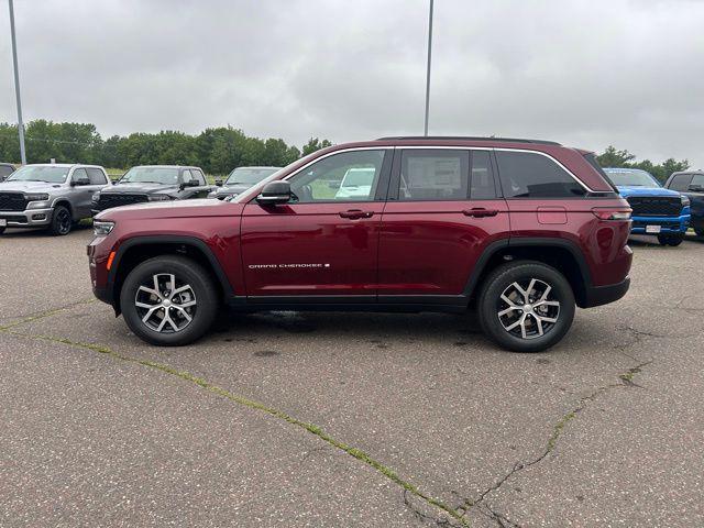 new 2025 Jeep Grand Cherokee car, priced at $42,750