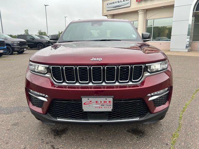 new 2025 Jeep Grand Cherokee car, priced at $42,750