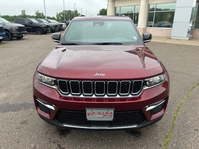 new 2025 Jeep Grand Cherokee car, priced at $42,750