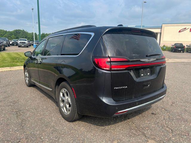 used 2023 Chrysler Pacifica car, priced at $28,500