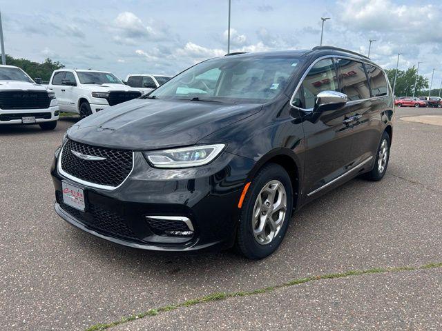 used 2023 Chrysler Pacifica car, priced at $27,500
