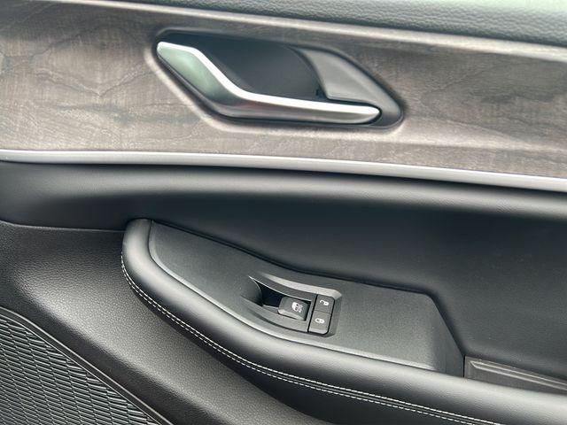 new 2025 Jeep Grand Cherokee L car, priced at $44,591