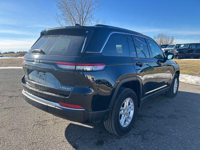 used 2024 Jeep Grand Cherokee car, priced at $32,000