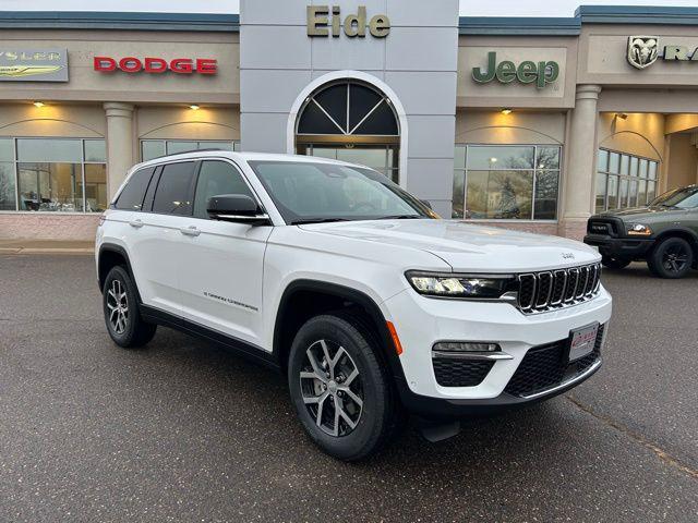 new 2025 Jeep Grand Cherokee car, priced at $47,582