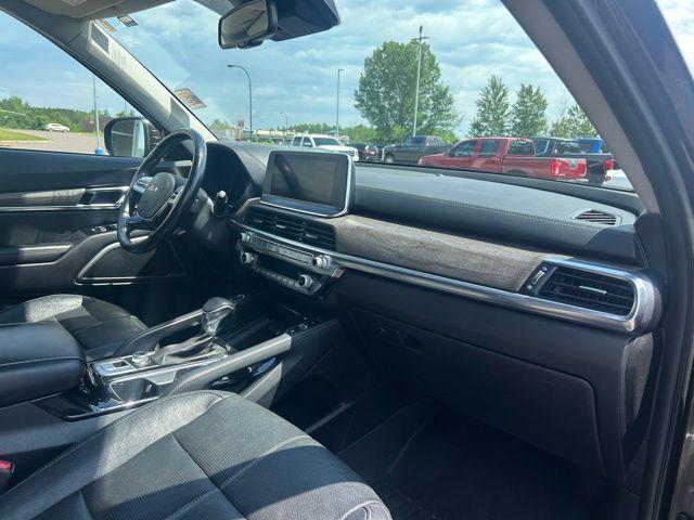 used 2022 Kia Telluride car, priced at $28,000