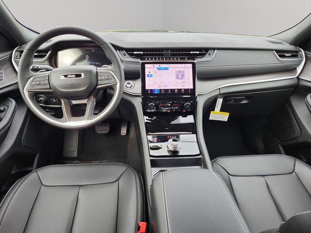 new 2025 Jeep Grand Cherokee car, priced at $45,312