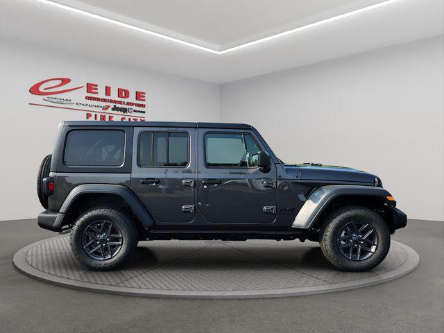 new 2025 Jeep Wrangler car, priced at $43,392