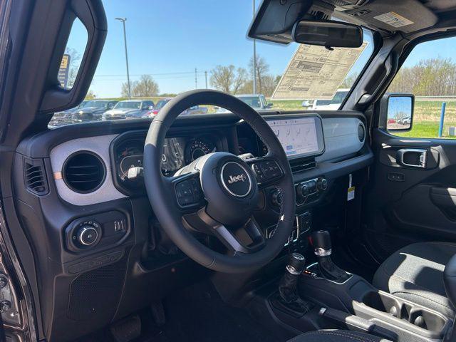 new 2025 Jeep Wrangler car, priced at $48,257