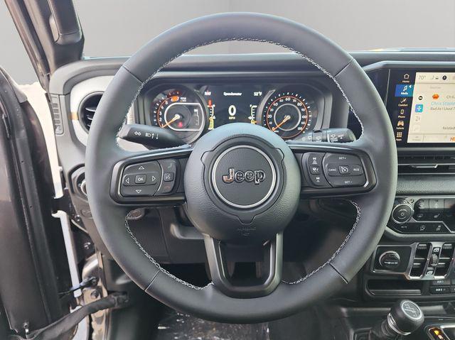 new 2025 Jeep Wrangler car, priced at $43,392