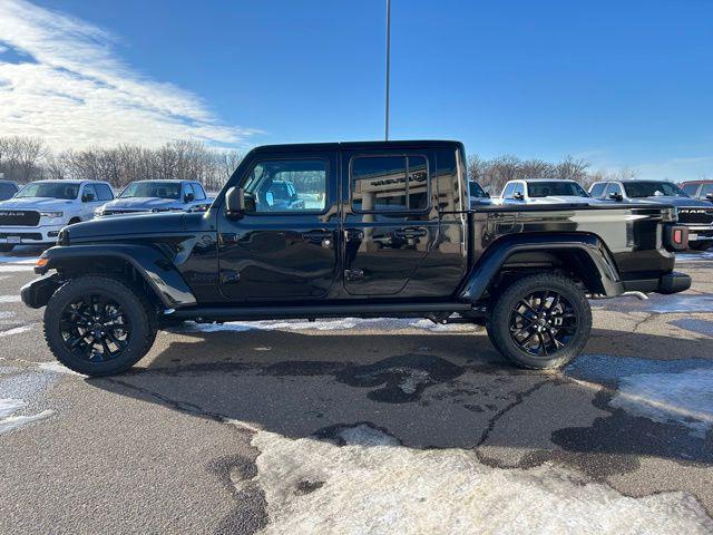 new 2025 Jeep Gladiator car, priced at $40,654