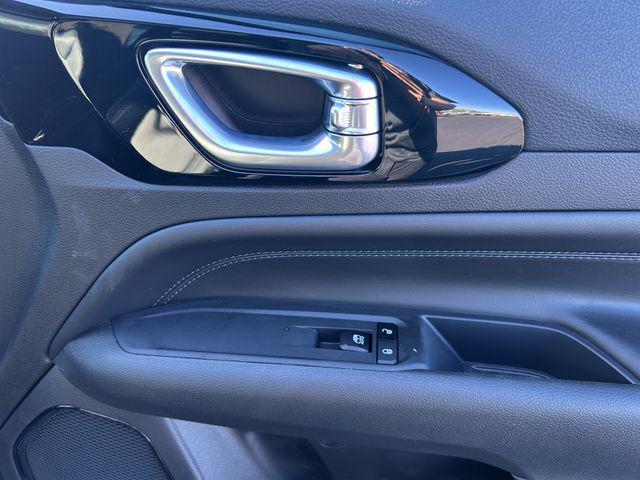 new 2025 Jeep Compass car, priced at $31,540