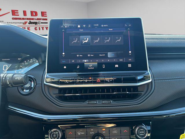 new 2025 Jeep Compass car, priced at $31,540