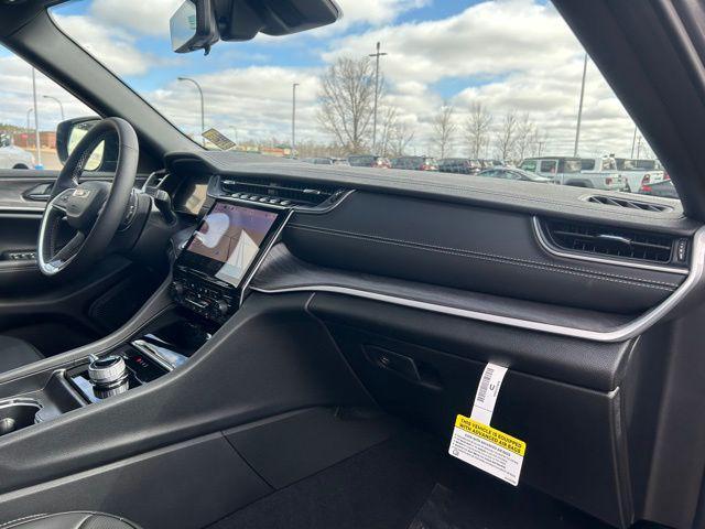 new 2025 Jeep Grand Cherokee L car, priced at $49,786