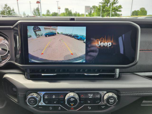 new 2025 Jeep Wrangler car, priced at $53,665