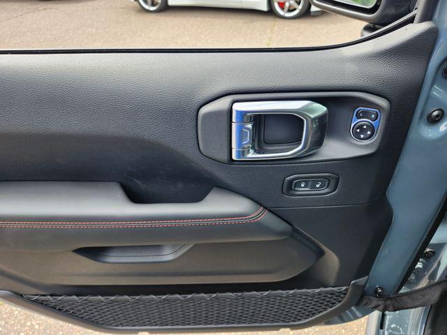 new 2025 Jeep Wrangler car, priced at $53,665