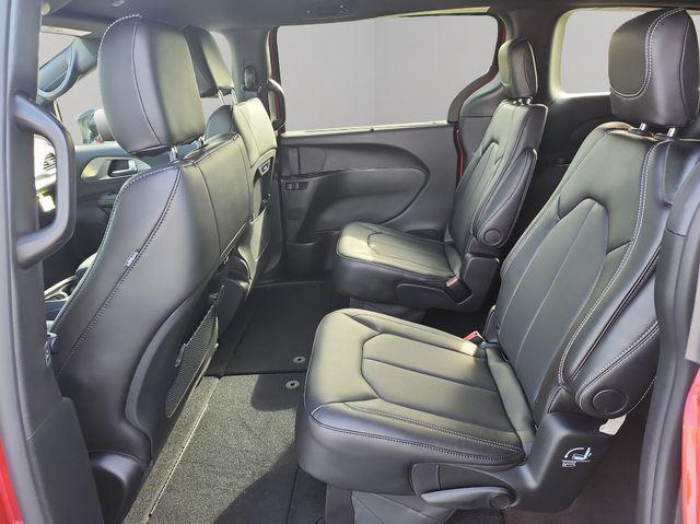 new 2026 Chrysler Pacifica car, priced at $40,500