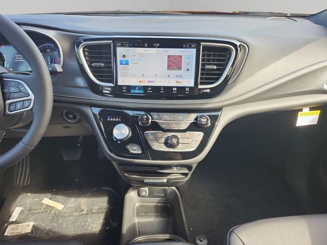 new 2026 Chrysler Pacifica car, priced at $40,500
