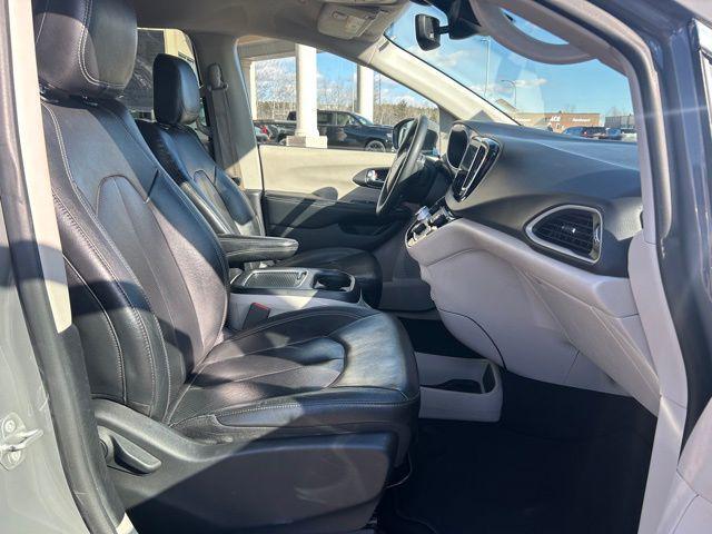 used 2022 Chrysler Pacifica car, priced at $21,500