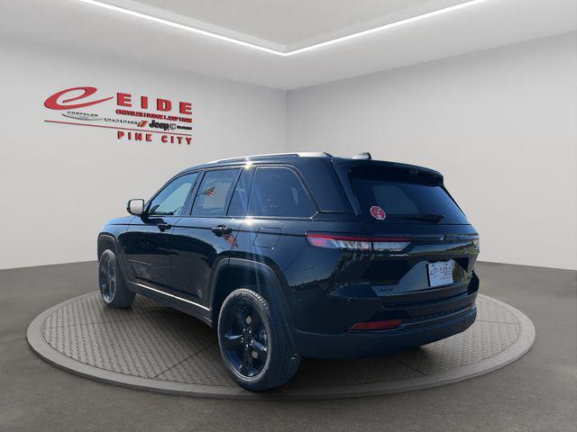 new 2025 Jeep Grand Cherokee car, priced at $50,045