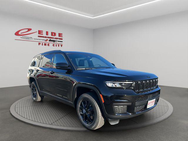 new 2025 Jeep Grand Cherokee L car, priced at $42,589