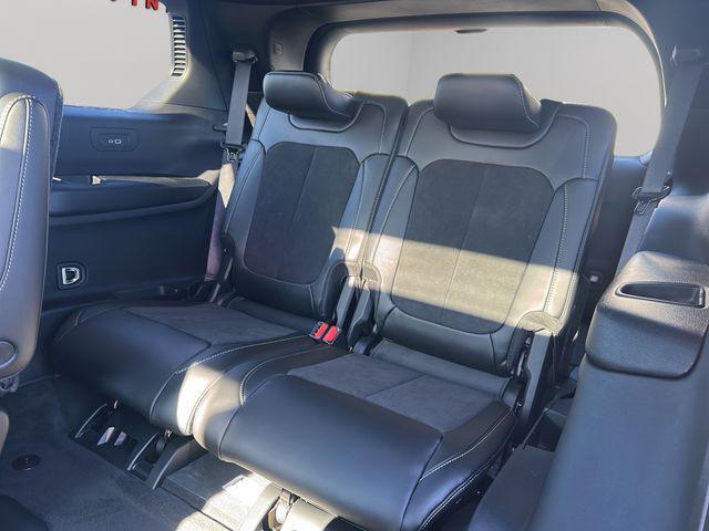 new 2025 Jeep Grand Cherokee L car, priced at $42,589