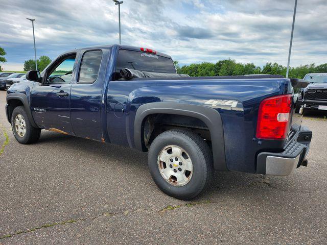 used 2011 Chevrolet Silverado 1500 car, priced at $6,000