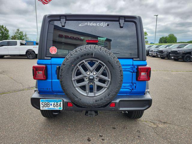new 2025 Jeep Wrangler car, priced at $44,802
