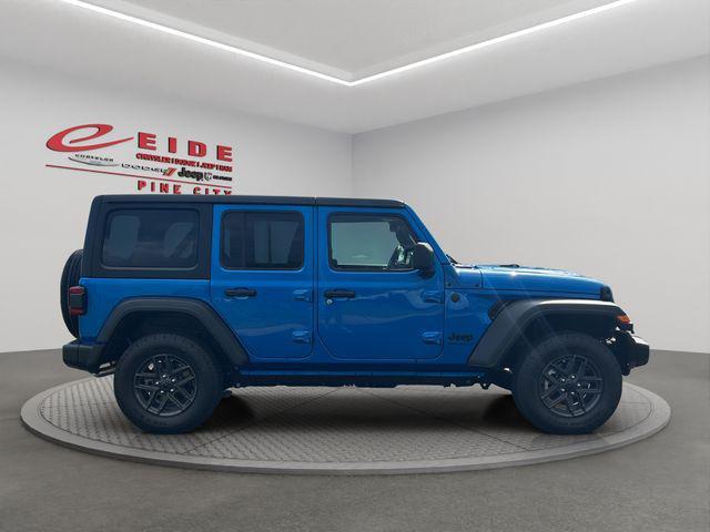 new 2025 Jeep Wrangler car, priced at $41,552