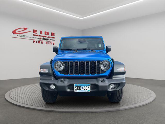 new 2025 Jeep Wrangler car, priced at $41,552