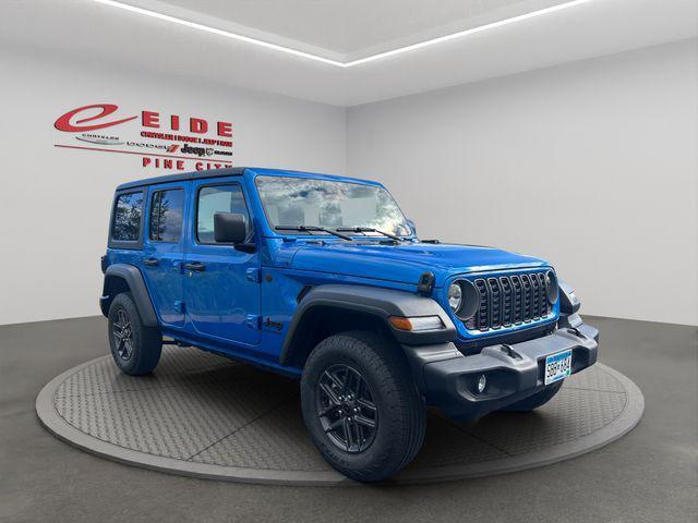 new 2025 Jeep Wrangler car, priced at $41,552