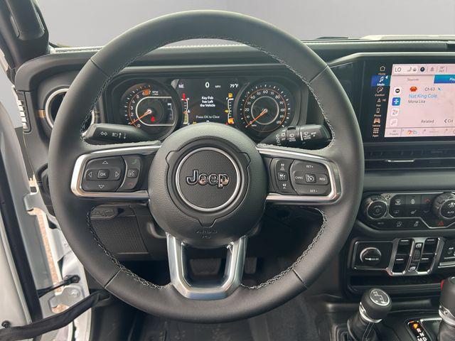 new 2025 Jeep Wrangler car, priced at $47,677