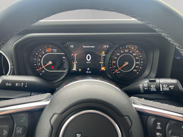 new 2025 Jeep Wrangler car, priced at $47,677